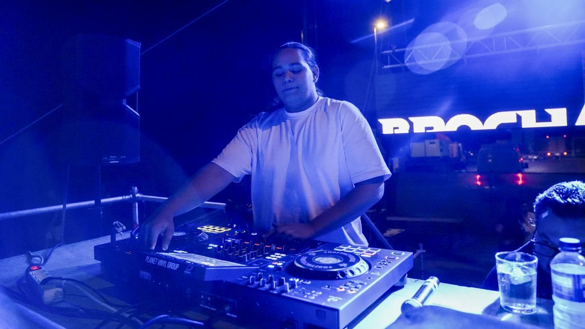 Cañeteando 2026 - DJ Anuschka y DJ Brochas