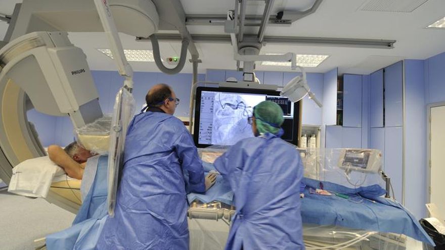 Listas de espera en Euskadi: menos de medio centenar de pacientes supera el plazo máximo para una operación