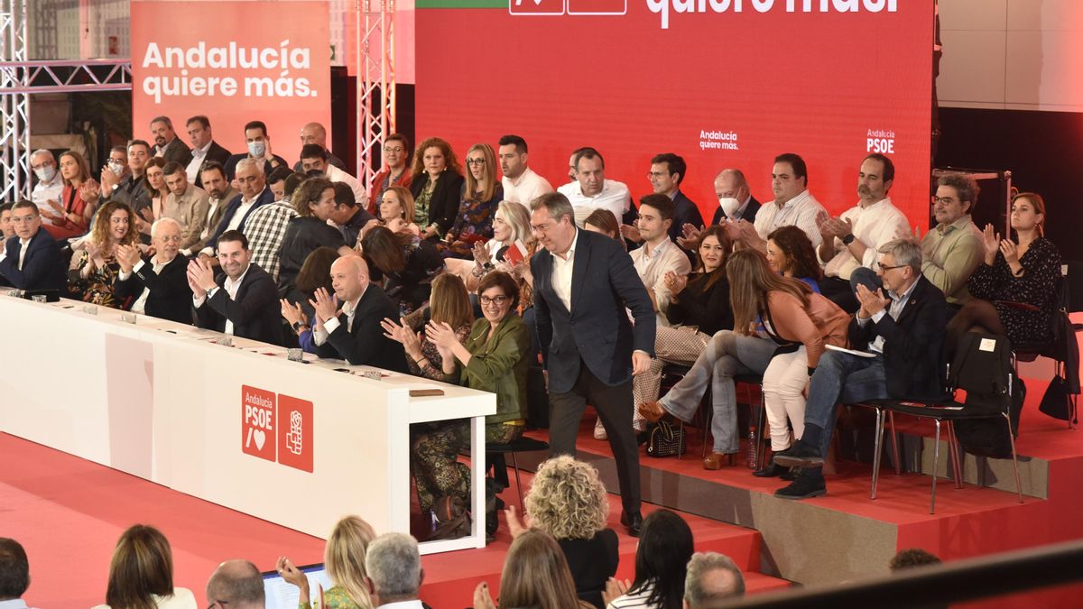 Reunión del Comité Director del PSOE-A en San Juan de Aznalfarache (Sevilla) para validar las listas a las elecciones andaluzas del 19 de junio.