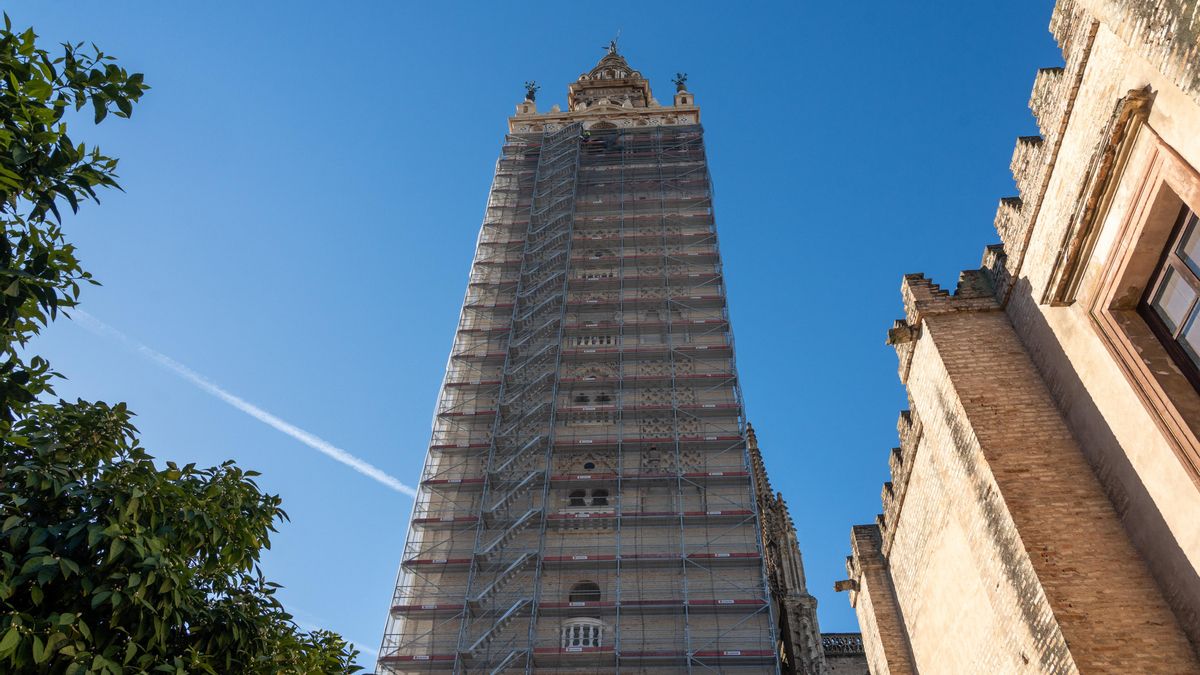 La Giralda, durante los trabajos de restauración llevados a cabo.