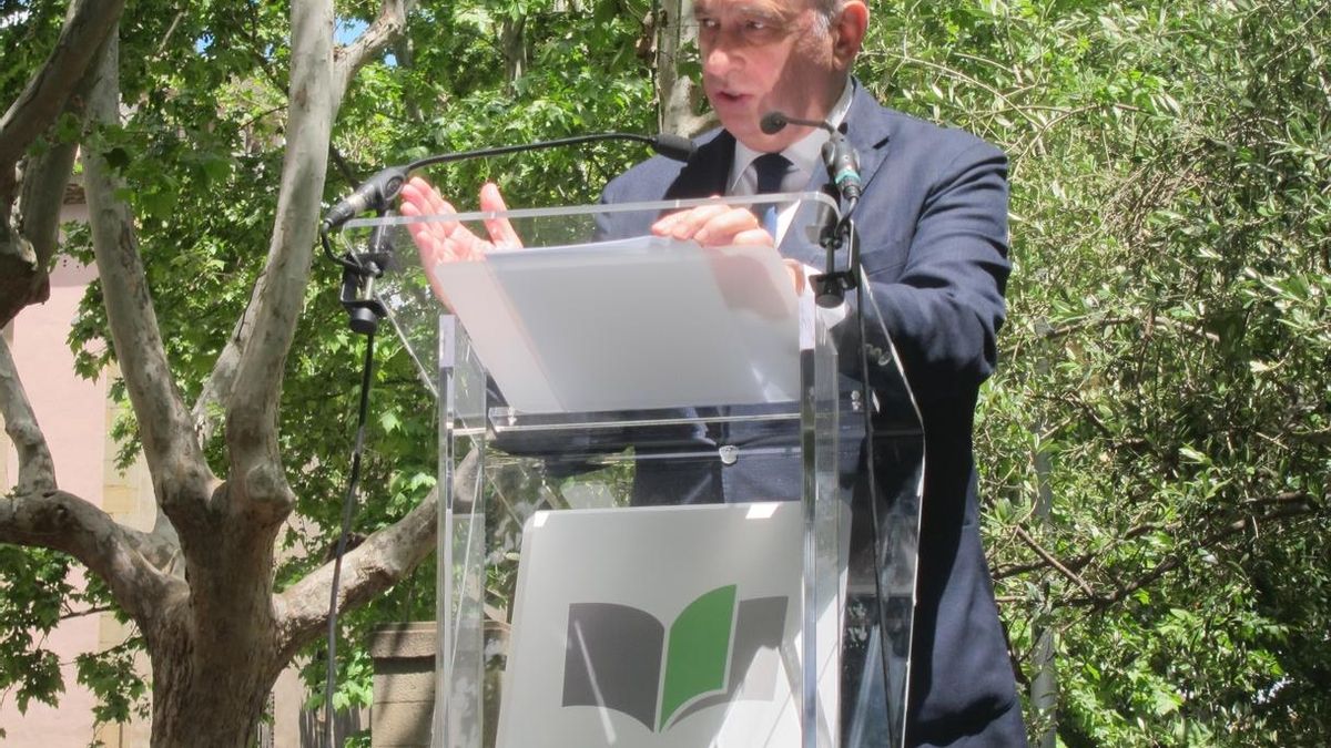 Fernández Díaz: El informe de UCO no acusa al presidente de Murcia de contratar con Púnica y "está lleno de presuntos"