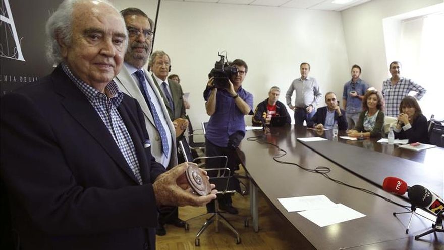 García Abril: "Es casi imposible vivir de la composición"