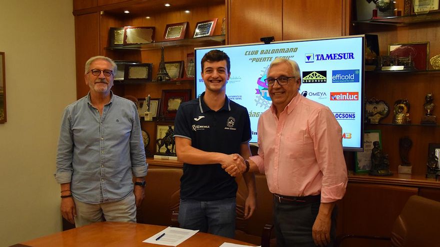 Una pieza más: el Ángel Ximénez renueva a Antonio Cabello