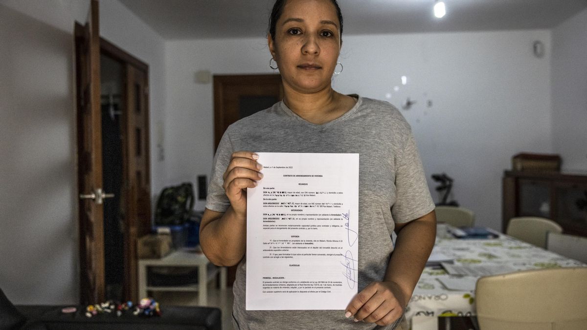 El casero de Ana la quiere desahuciar por okupa a pesar de estar empadronada y tener contrato de alquiler: “Es absurdo”