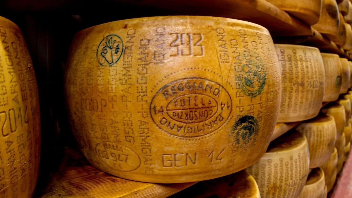 El parmigiano reggiano, uno de los símbolos de Parma.