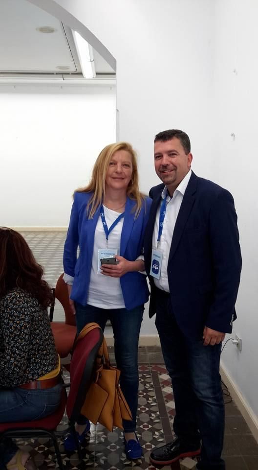 El candidato del PP a la Alcaldía de Santa Cruz de La Palma, Juan José Cabrera Guelmes, ha colegido ubidado en la Uned.