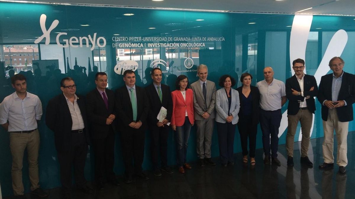 Junta y Universidad de Granada impulsan un banco de ADN para la identificación de víctimas de la Guerra Civil