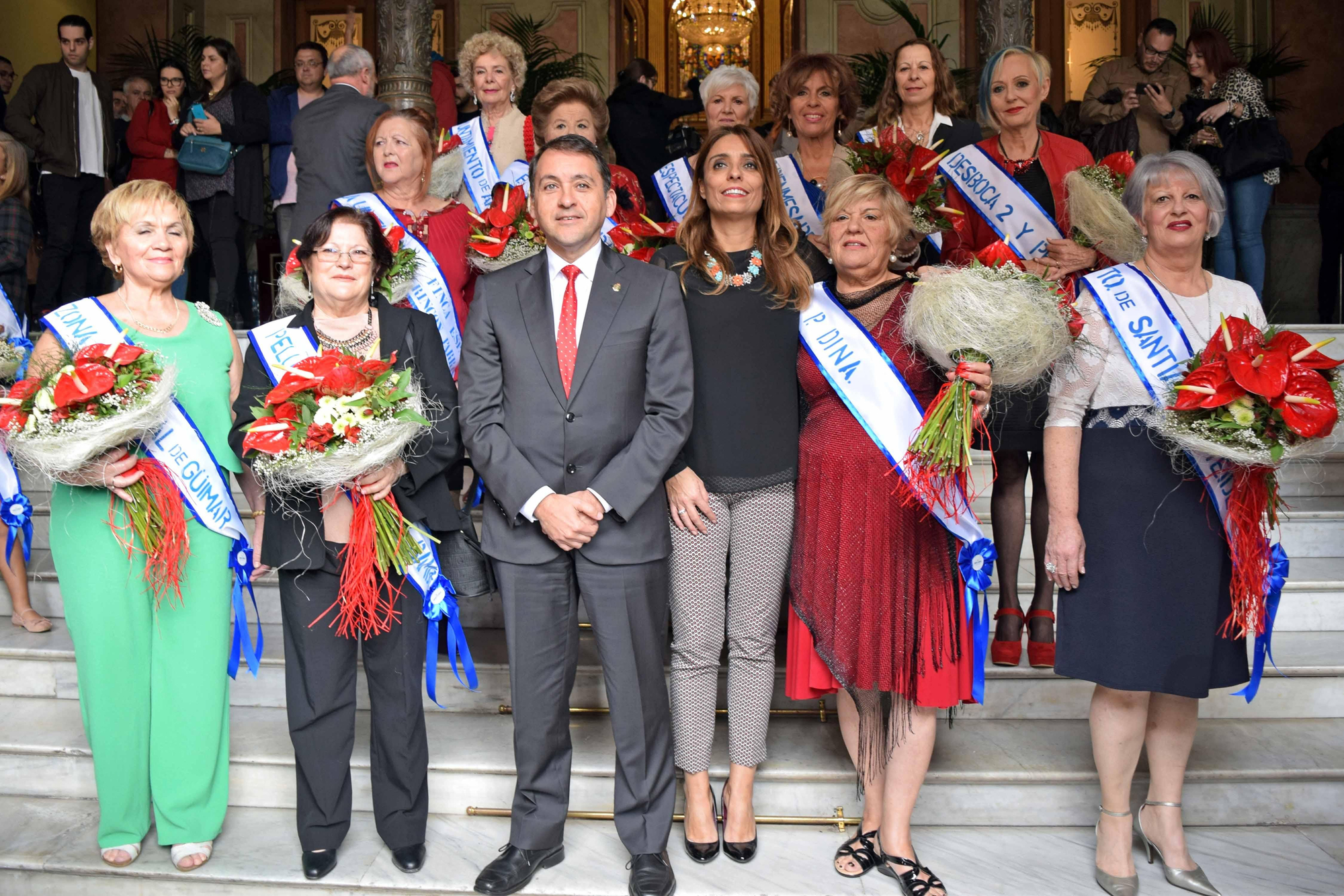 Bermúdez, con las candidatas en la modalidad de mayores
