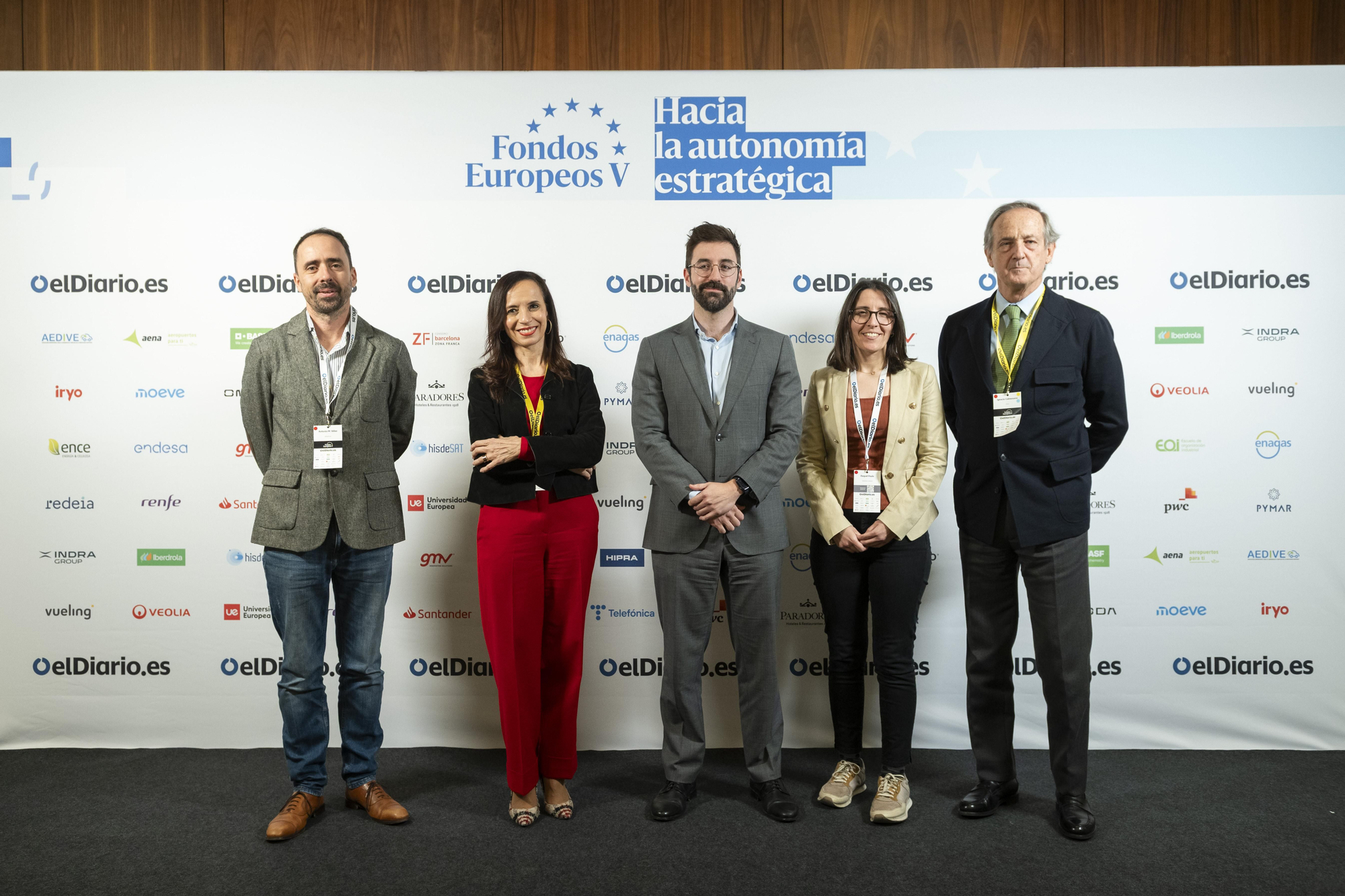 Antonio M. Vélez, jefe de sección de Economía de elDiario.es; Beatriz Corredor, presidenta de Redeia; Joan Groizard, secretario de Estado de Energía del Ministerio para la Transición Ecológica y el Reto Demográfico; Raquel Paule, directora general de la Fundación Renovables; Ignacio Colmenares, presidente de Ence Energía & Celulosa