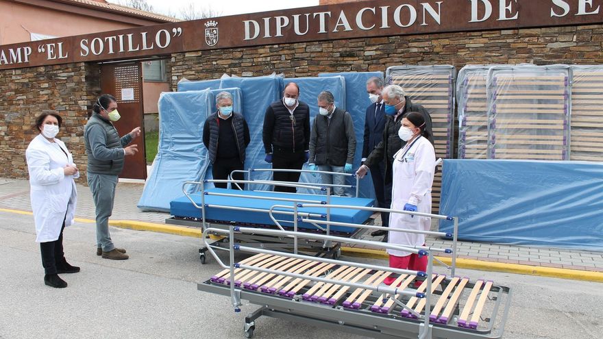 Entrega del material ante la Diputación de Segovia.