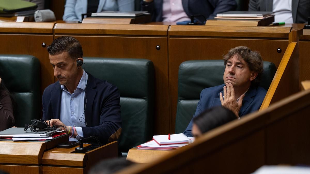 Andueza critica la gestión del PNV en Osakidetza, educación o seguridad y avisa de sus coqueteos con EH Bildu