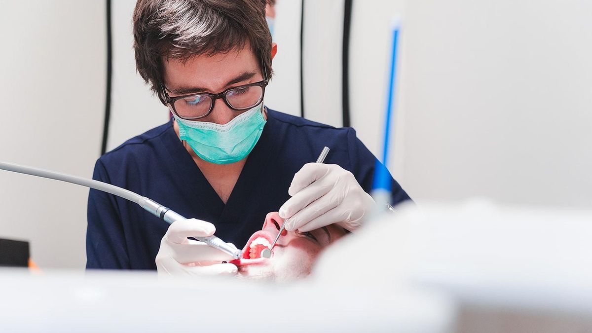 La ortodoncia invisible gana terreno frente a los brackets tradicionales