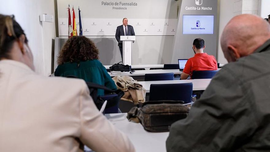 Page viaja a Bruselas para pedir que todos los solicitantes accedan a las ayudas a la agricultura ecológica