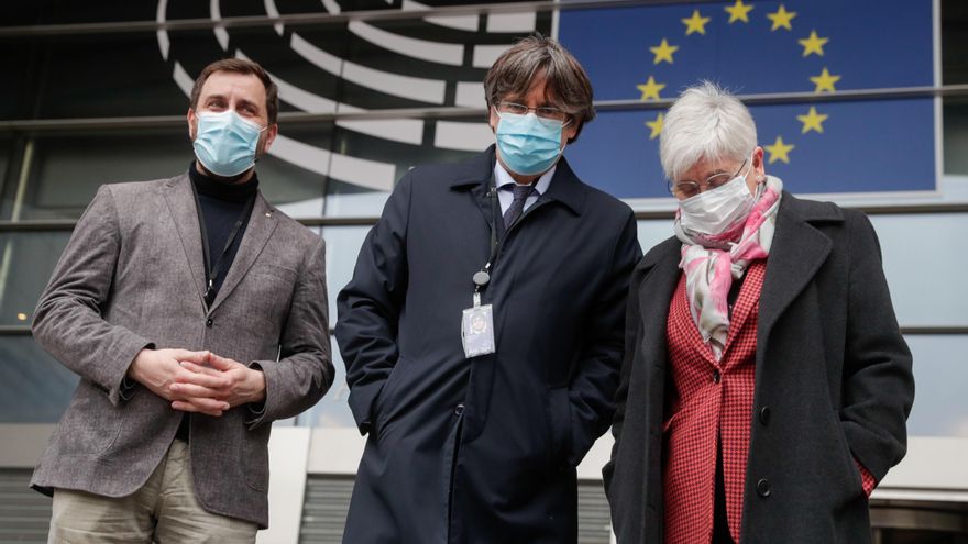 La Justicia europea paraliza provisionalmente la suspensión de la inmunidad parlamentaria de Puigdemont, Comín y Ponsatí