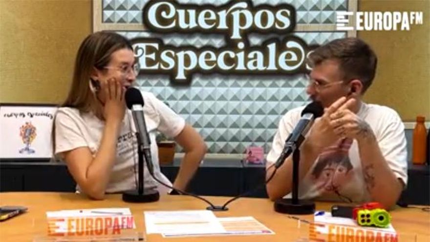 Alsina y su mesa de la guasa "asaltan" la nueva Europa FM en un crossover con Eva Soriano e Iggy Rubín