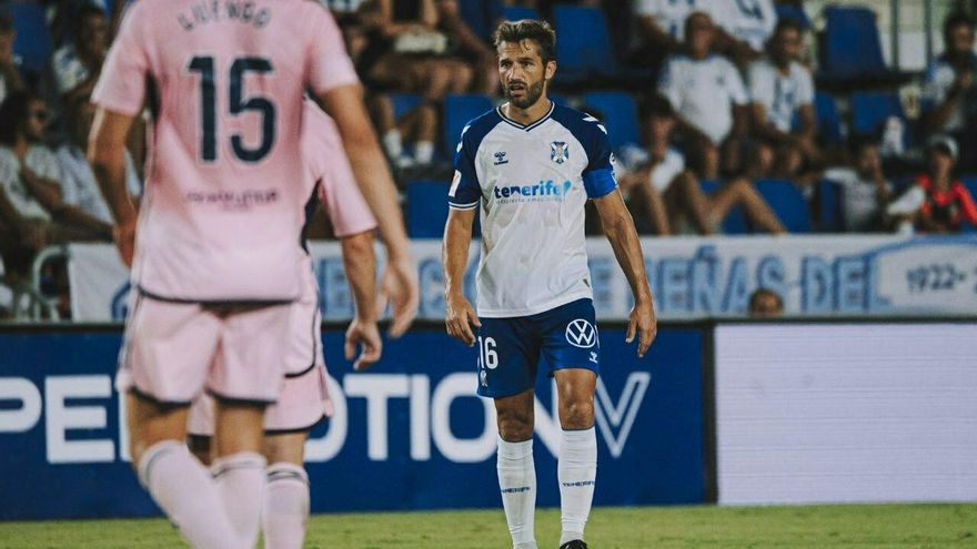 Aitor Sanz: "El equipo compite muy bien y da gusto verlo jugar"