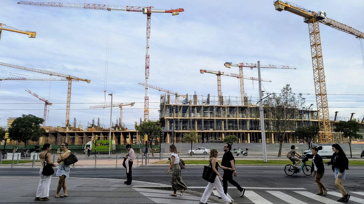 La nueva Romareda en obras.