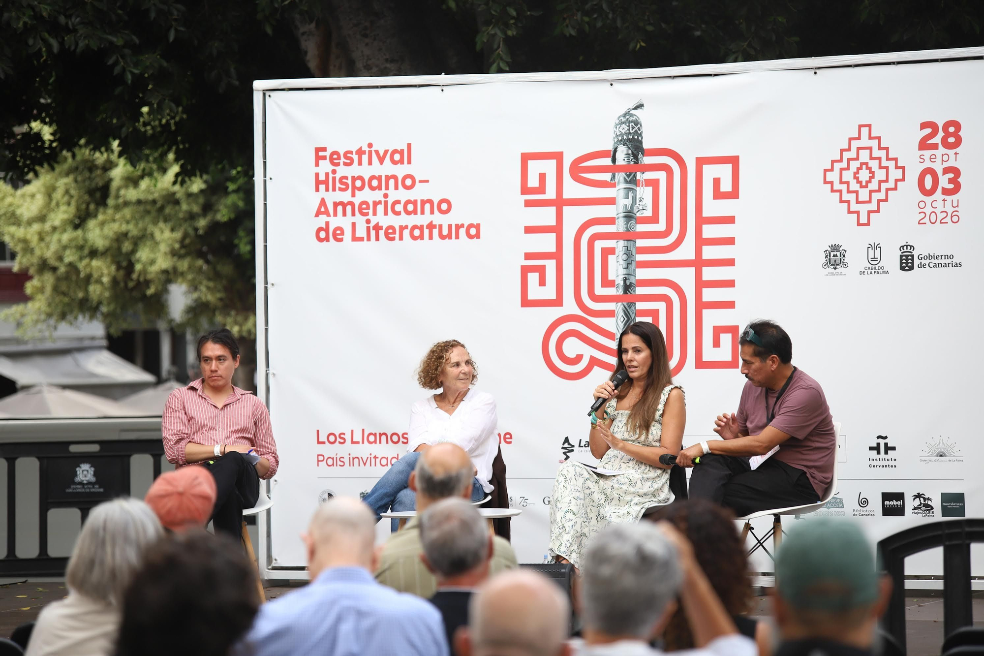 El FHL centra su tercera jornada en la narrativa peruana y el diálogo con jóvenes lectores.