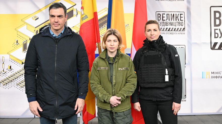 El presidente del Gobierno, Pedro Sánchez, a su llegada a Kiev.