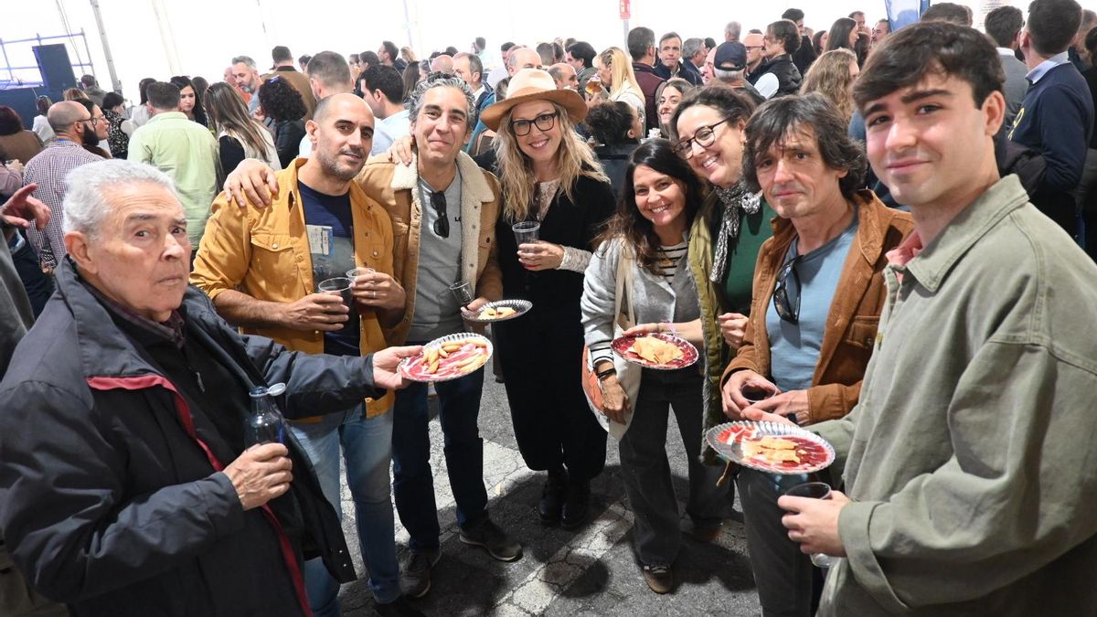 Miles de personas disfrutan del día grande de la Feria del Jamón de Los Pedroches
