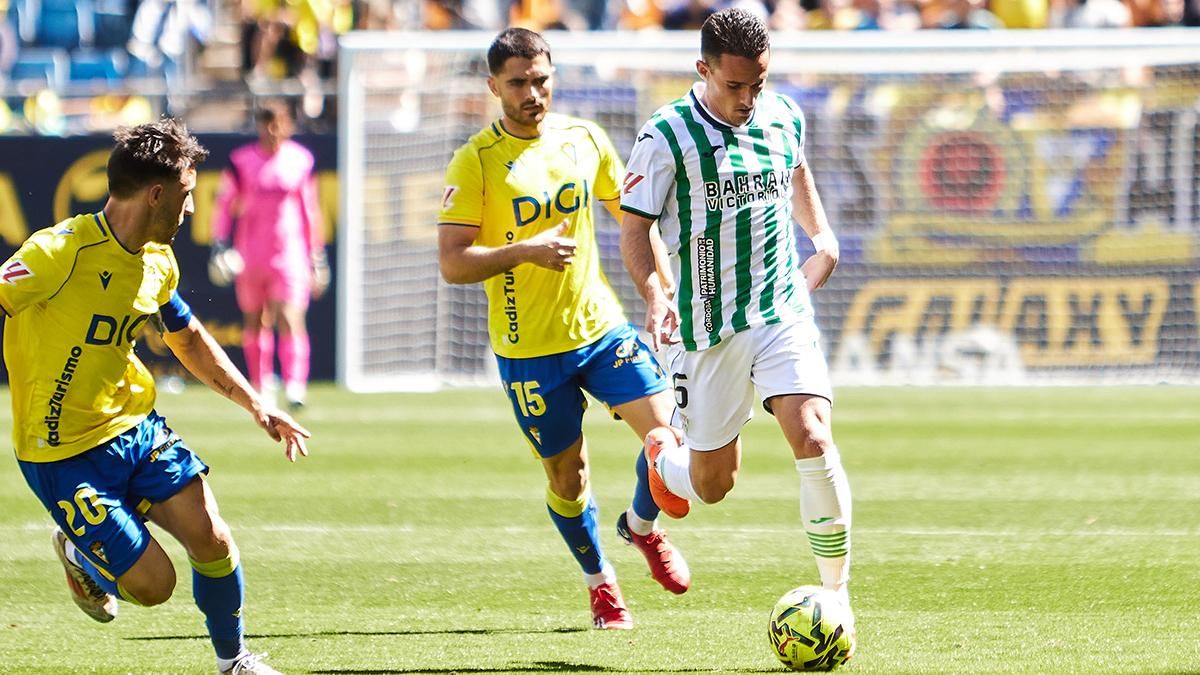 Así está la clasificación en Segunda División: el Córdoba CF se estabiliza tras el derbi