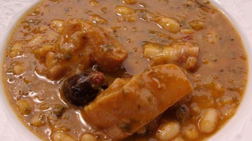 No lleva garbanzos pero también es cocido: la receta de un clásico de la cocina española