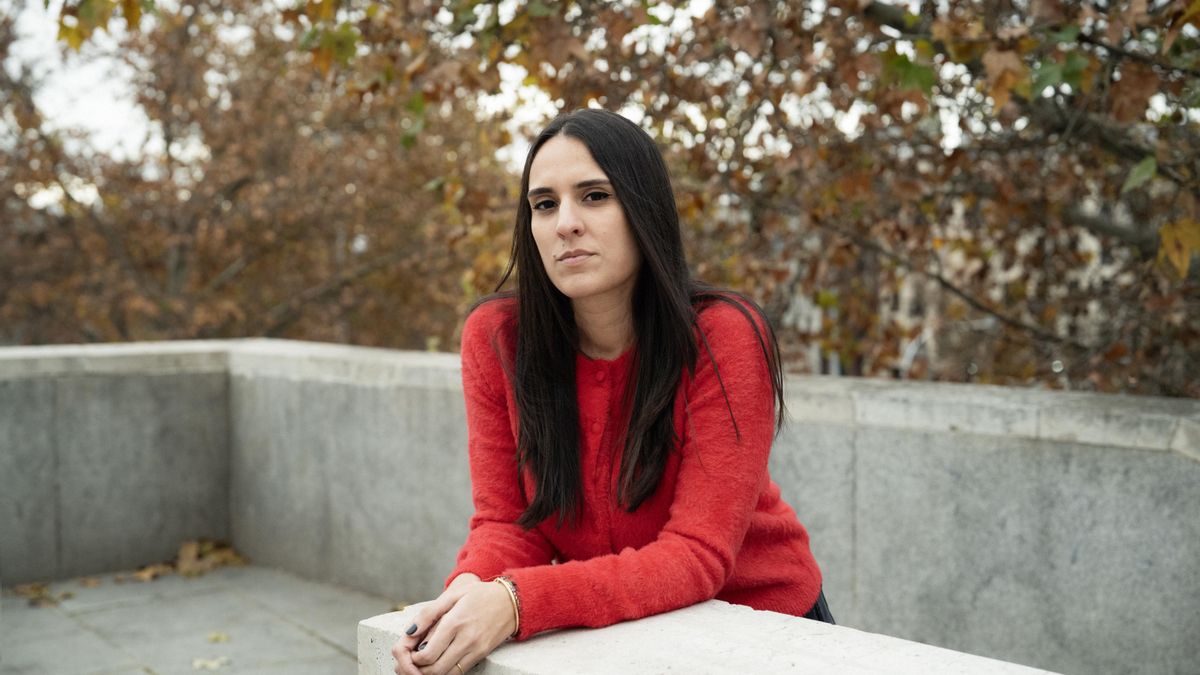 En 2023, la autora fue seleccionada en la Residencia Literaria de la Cidade da Cultura de Santiago de Compostela.