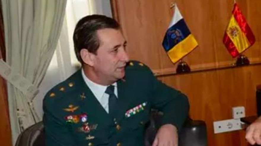 Interior cesa al coronel de Santa Cruz de Tenerife por las obras en cuarteles de la Guardia Civil