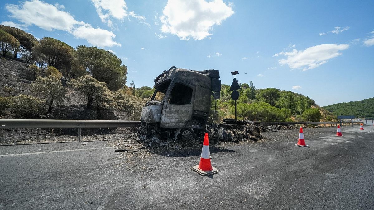 El camión que provocó el incendio en la Sierra de Córdoba 