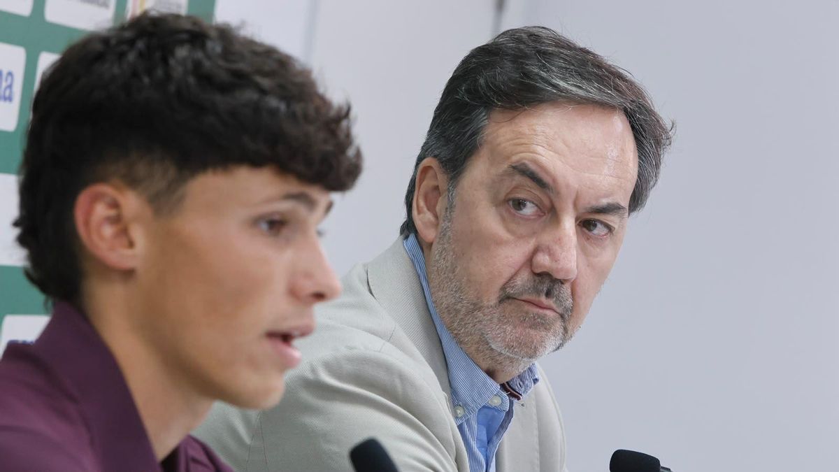 Presentación de Dani Budesca como nuevo jugador del Córdoba CF