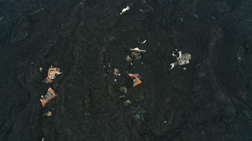 Los afectados por el volcán de La Palma exigen más concreción e inmediatez en las ayudas