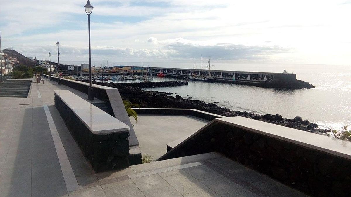 Puertos Canarios suspende temporalmente el cobro de las tasas en el puerto de La Restinga