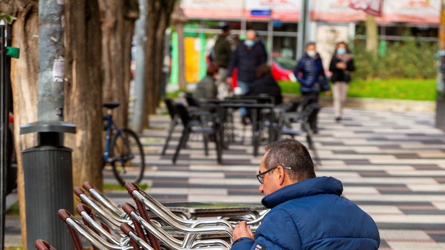 El Gobierno vasco convoca una mesa interinstitucional para crear un "plan de resistencia" para la hostelería, el comercio y el turismo