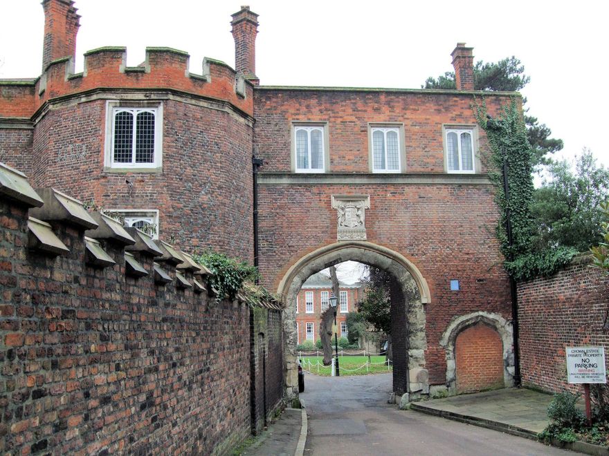 Entrada del Palacio Real de Richmond.
