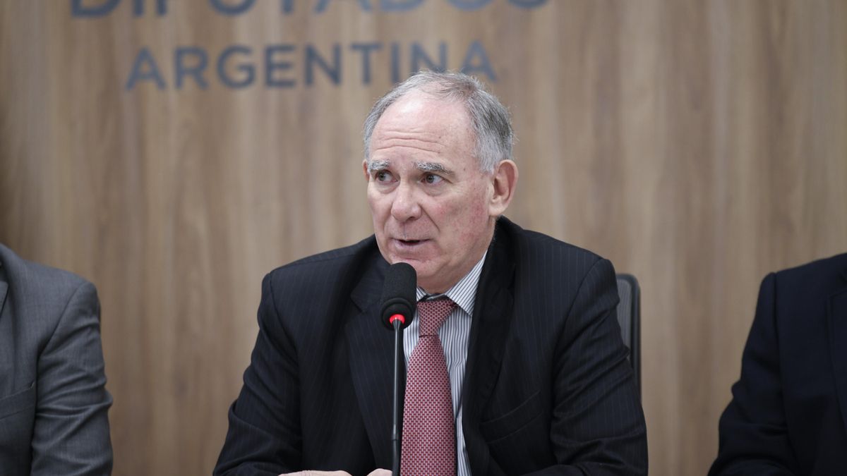 Denuncian penalmente al secretario de Minería por presunto conflicto de intereses en la Ley de Glaciares
