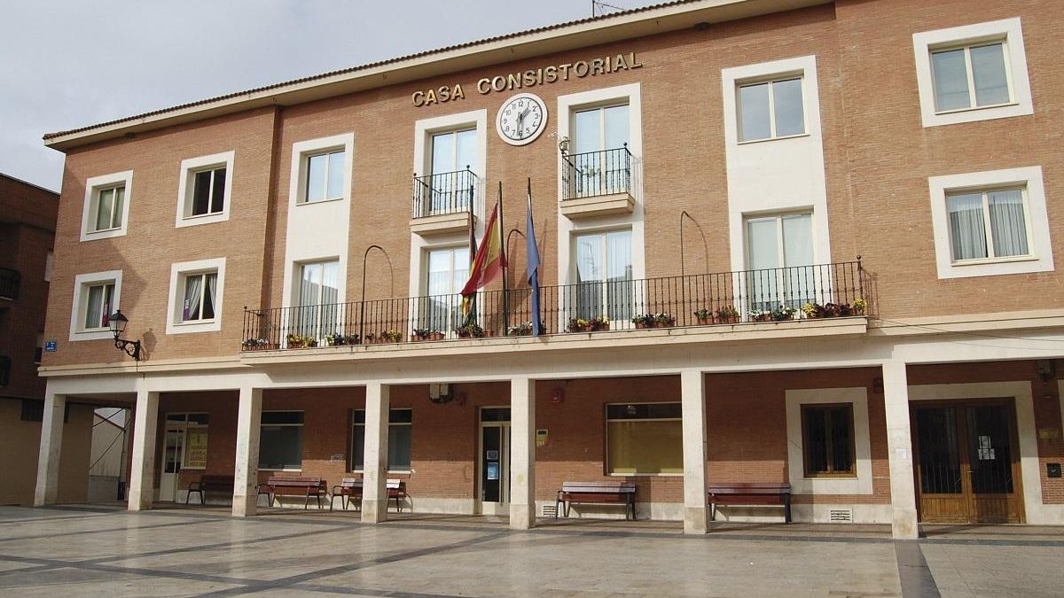 Huelga indefinida de limpieza en Lardero desde el 27 de junio: "Es insoportable tener el SMI como salario"