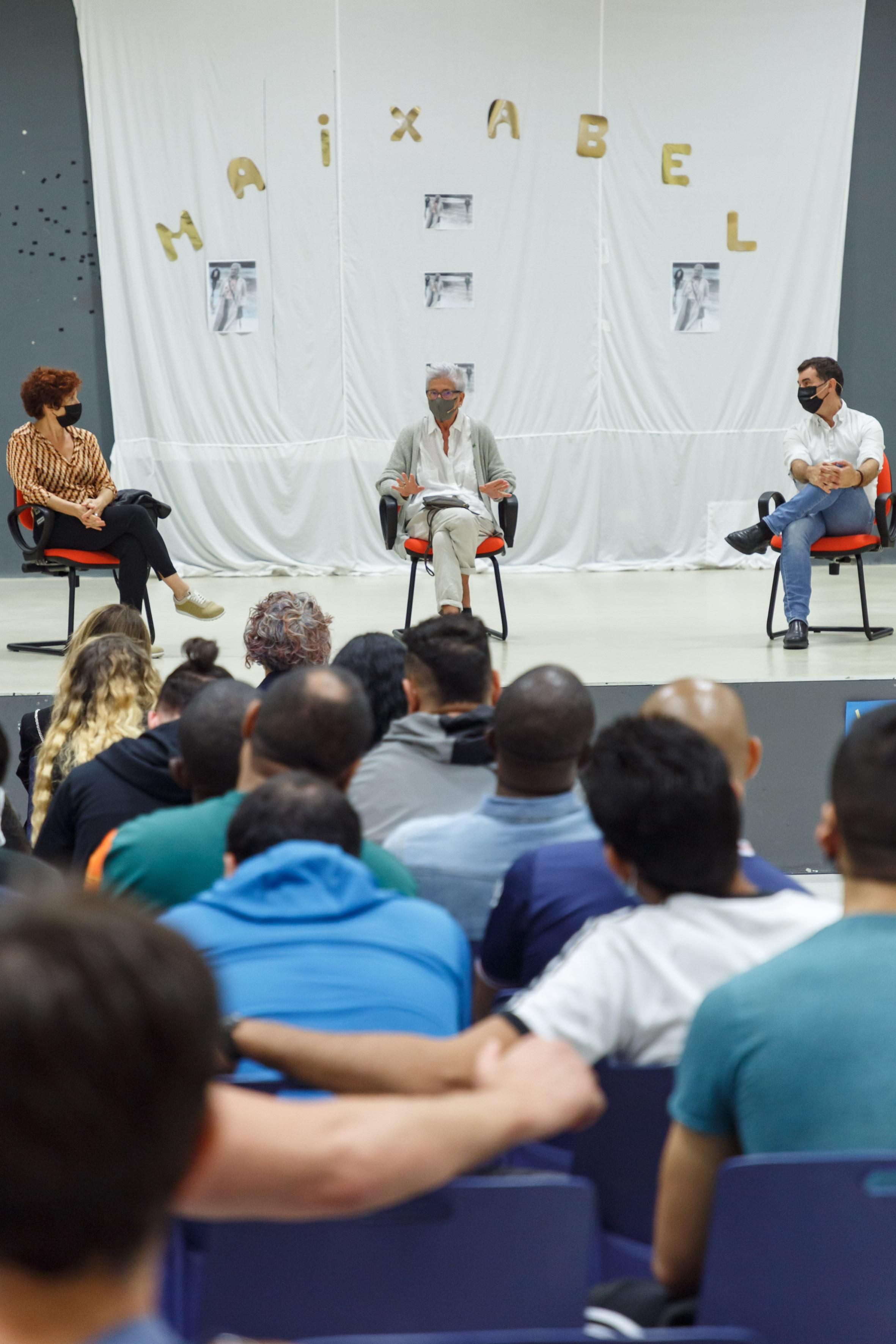 La proyección de 'Maixabel' en la cárcel de Pamplona, en imágenes