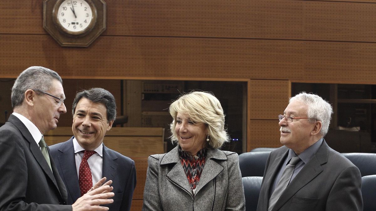 Esperanza Aguirre: "Me gusta cada ciudadano conozca de nombre y cara a sus representantes del parlamento"