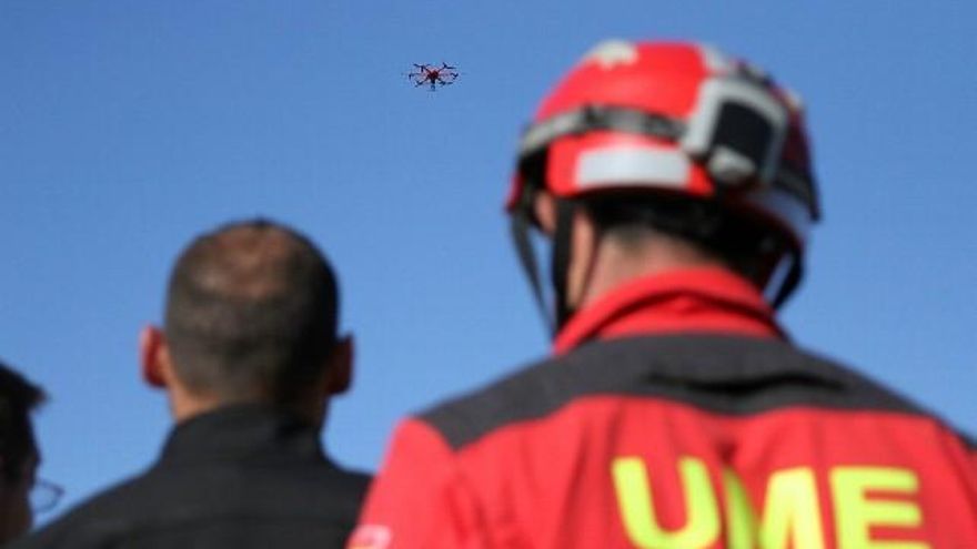 Peio García / ICAL La Unidad Militar de Emergencias de León lleva a cabo un simulacro con drones con motivo de la celebración del Congreso de Unvex S&amp;D 2018