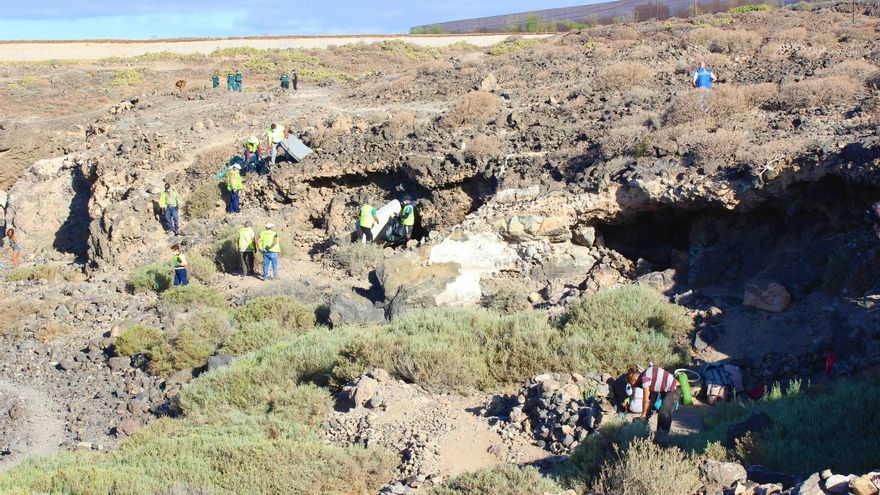 Asentamiento ilegales desalojados en la costa de Granadilla