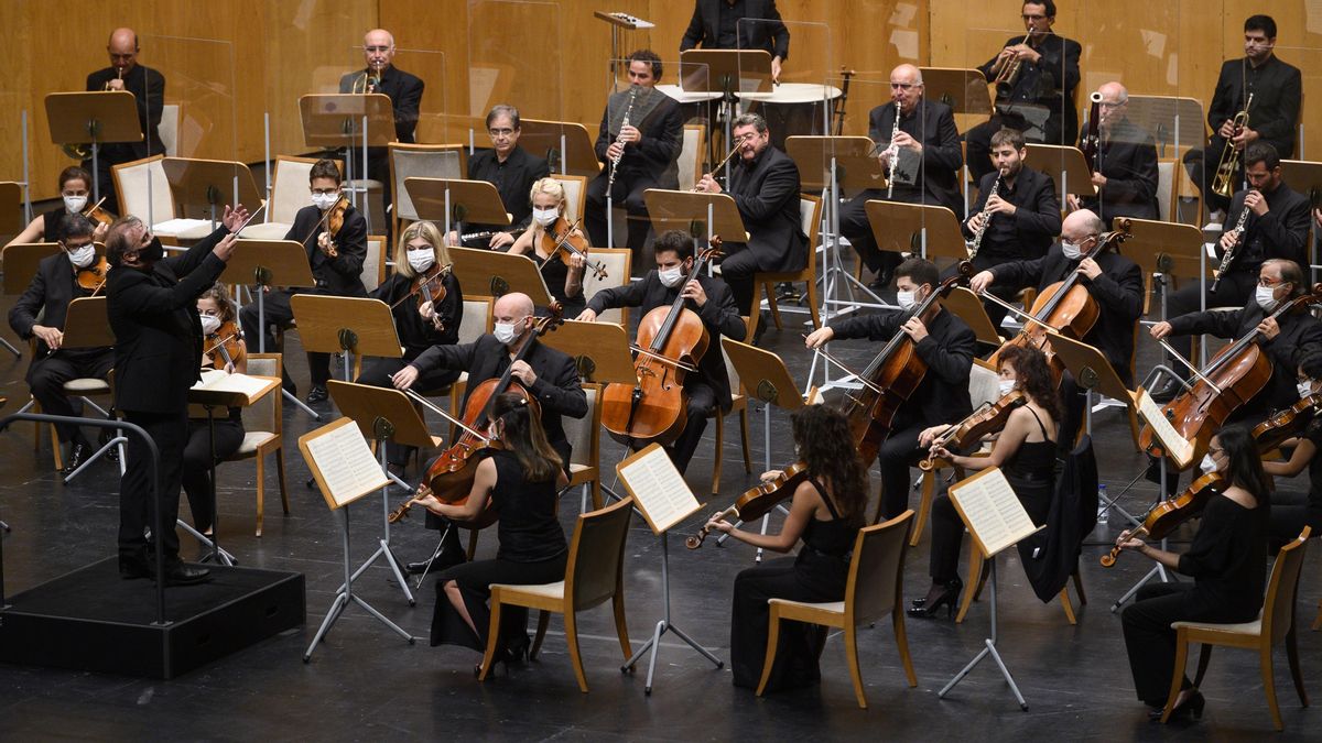 Actuación de una orquesta en el Palacio de Festivales durante una edición precedente del FIS.