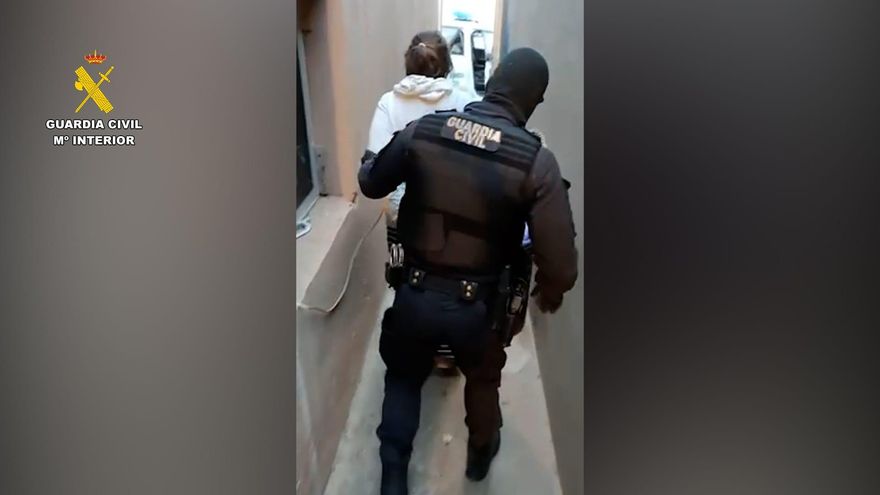 Cuatro personas, detenidas en Tenerife por secuestrar a un hombre para robarle