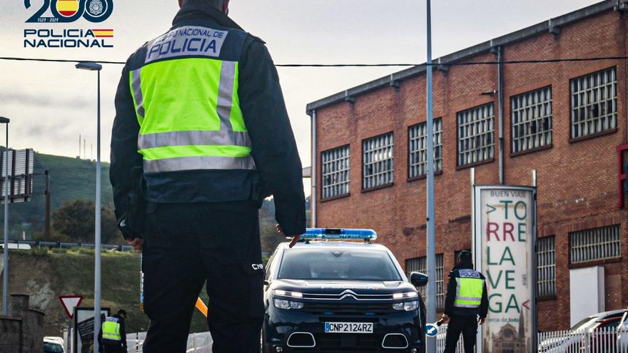 Policía Nacional en Torrelavega