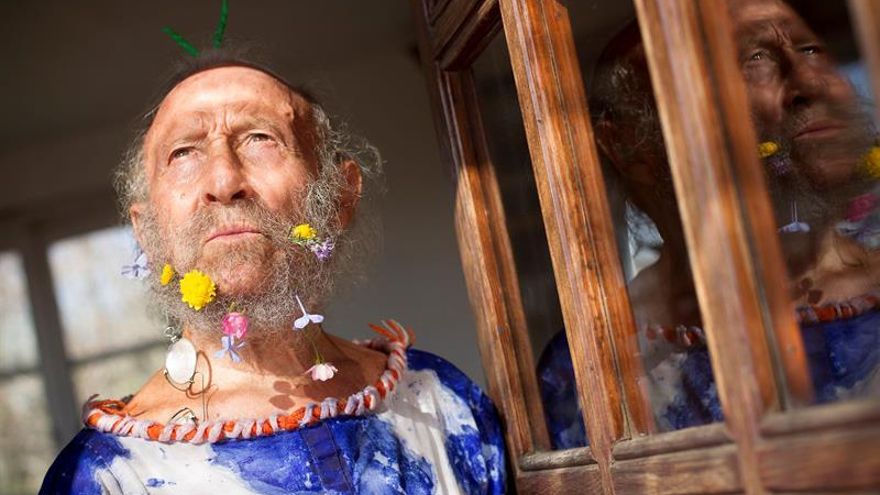 El español Juan Ripollés lleva su arte y su vino a una muestra en Taipei