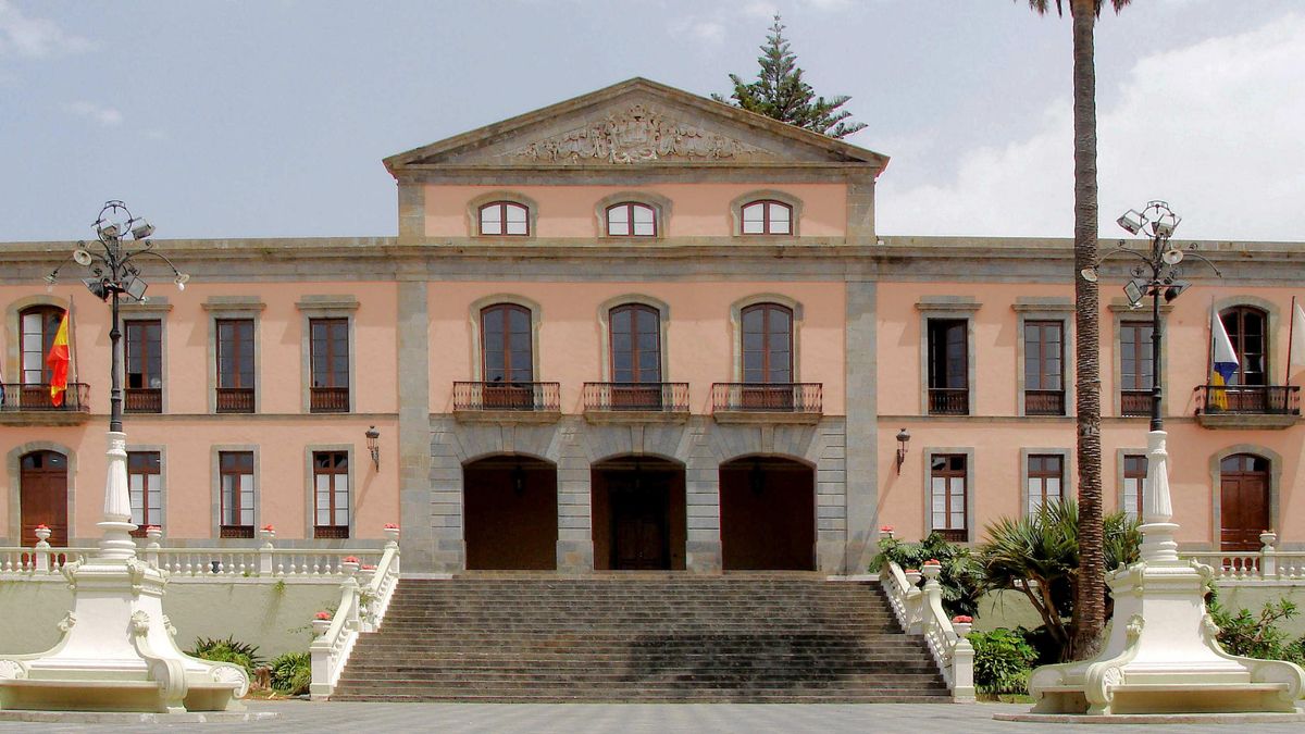 Fachada del Ayuntamiento de La Orovava, en la isla de Tenerife.