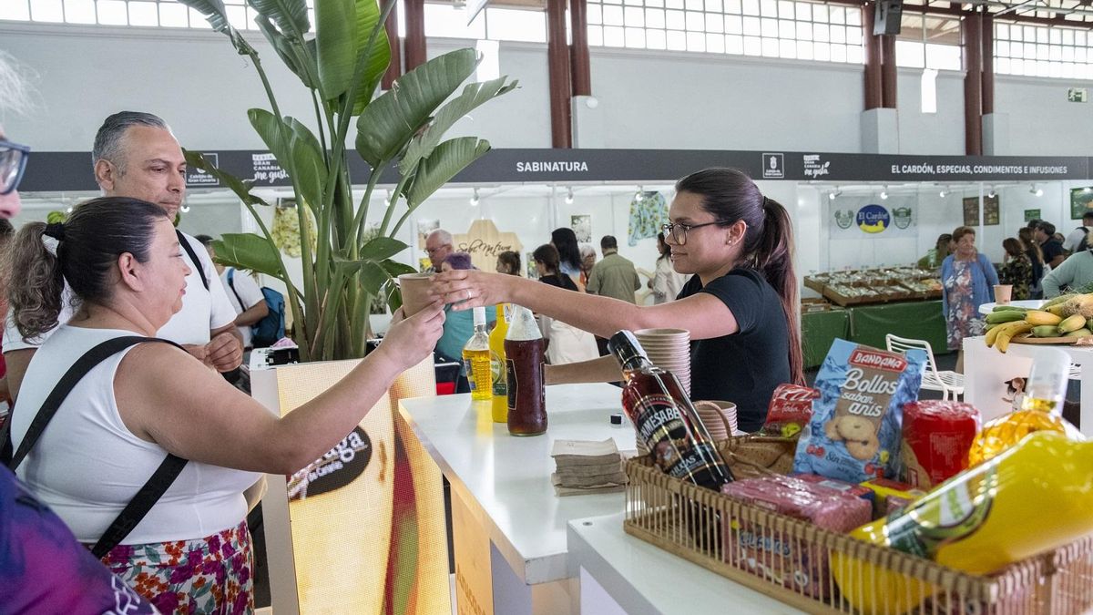 Expositores en la feria Gran Canaria Me Gusta.