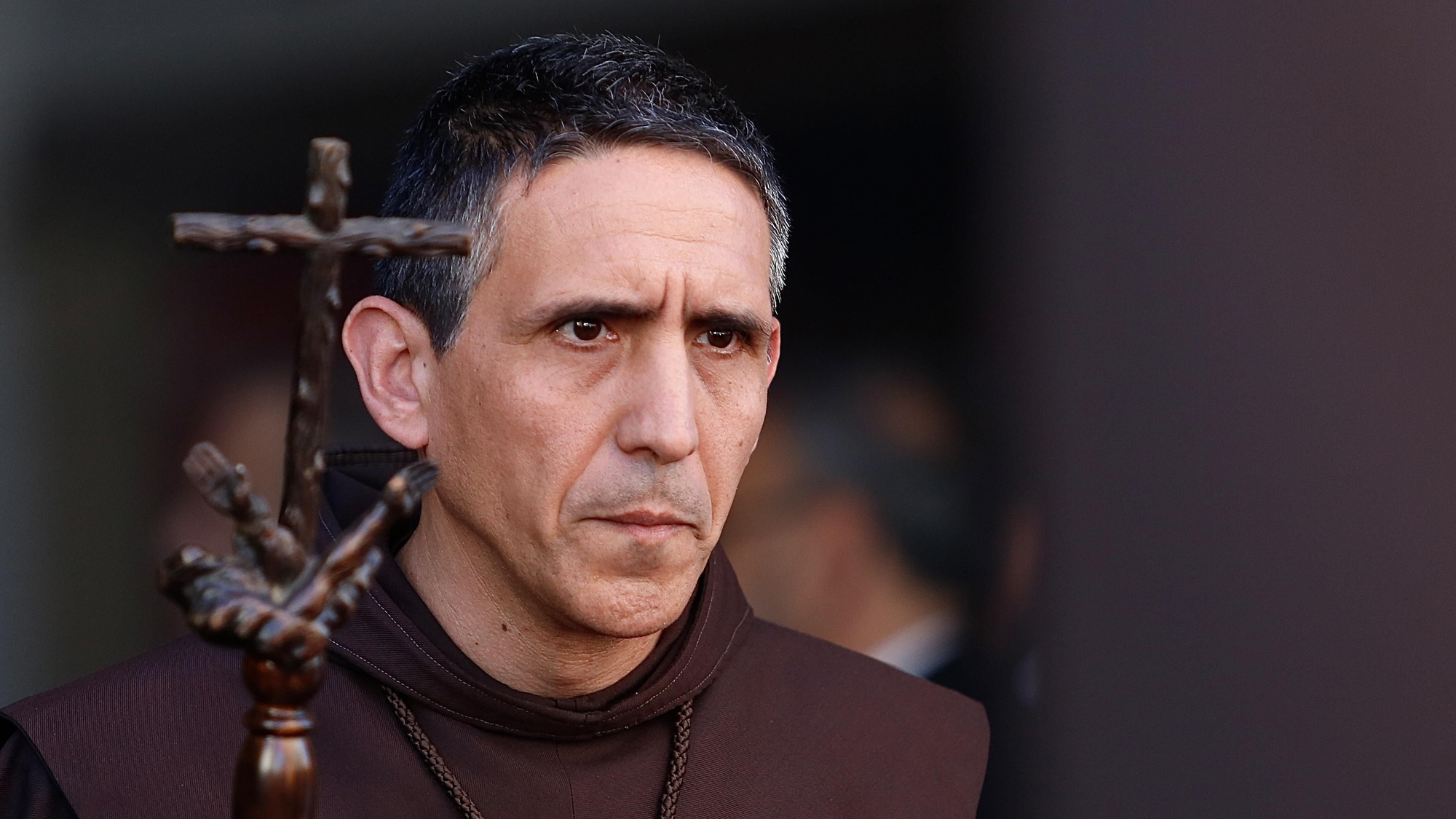 La procesión de la Hermandad de la Soledad, en imágenes