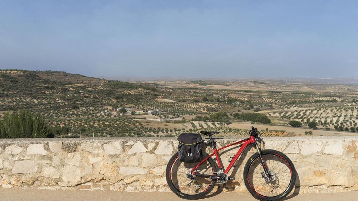 Muchos peregrinos optan por hacer el Camino madrileño en bici