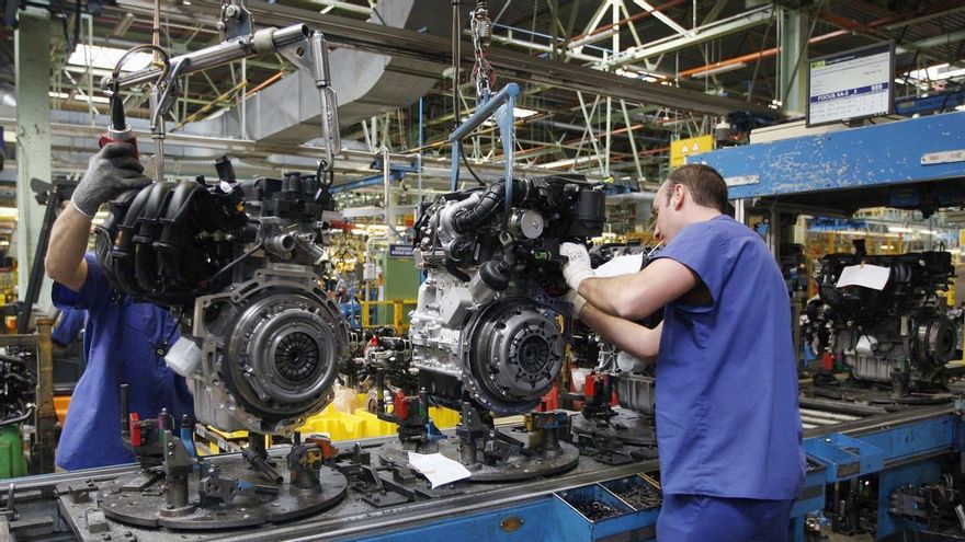 Ford Almussafes alcanza un acuerdo con UGT para reducir 1.144 empleos, el 18% de la plantilla