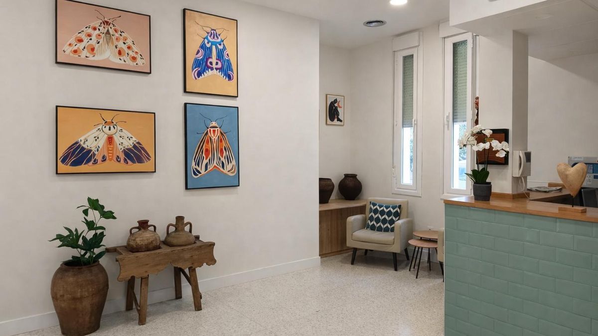 Interior del hogar de mayores de Gerontorioja en Quel, La Villa